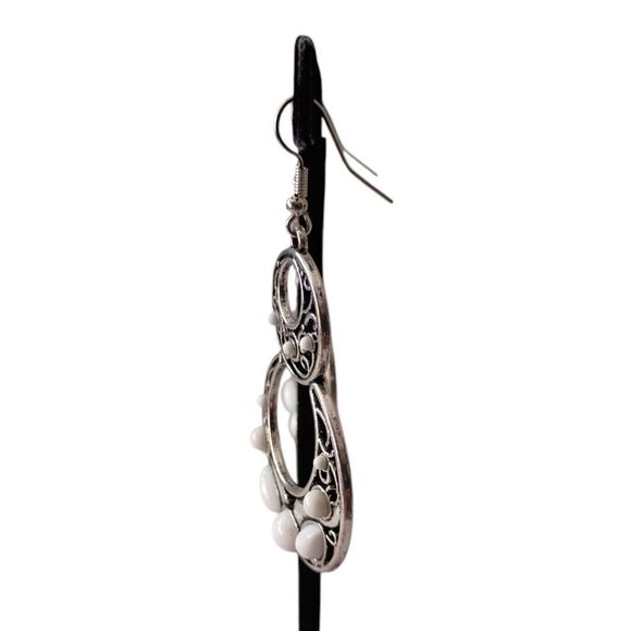 Boho Chandelier Dangle Earrings White Cabochons Silver Tone Western Whimsigoth. - Picture 7 of 16